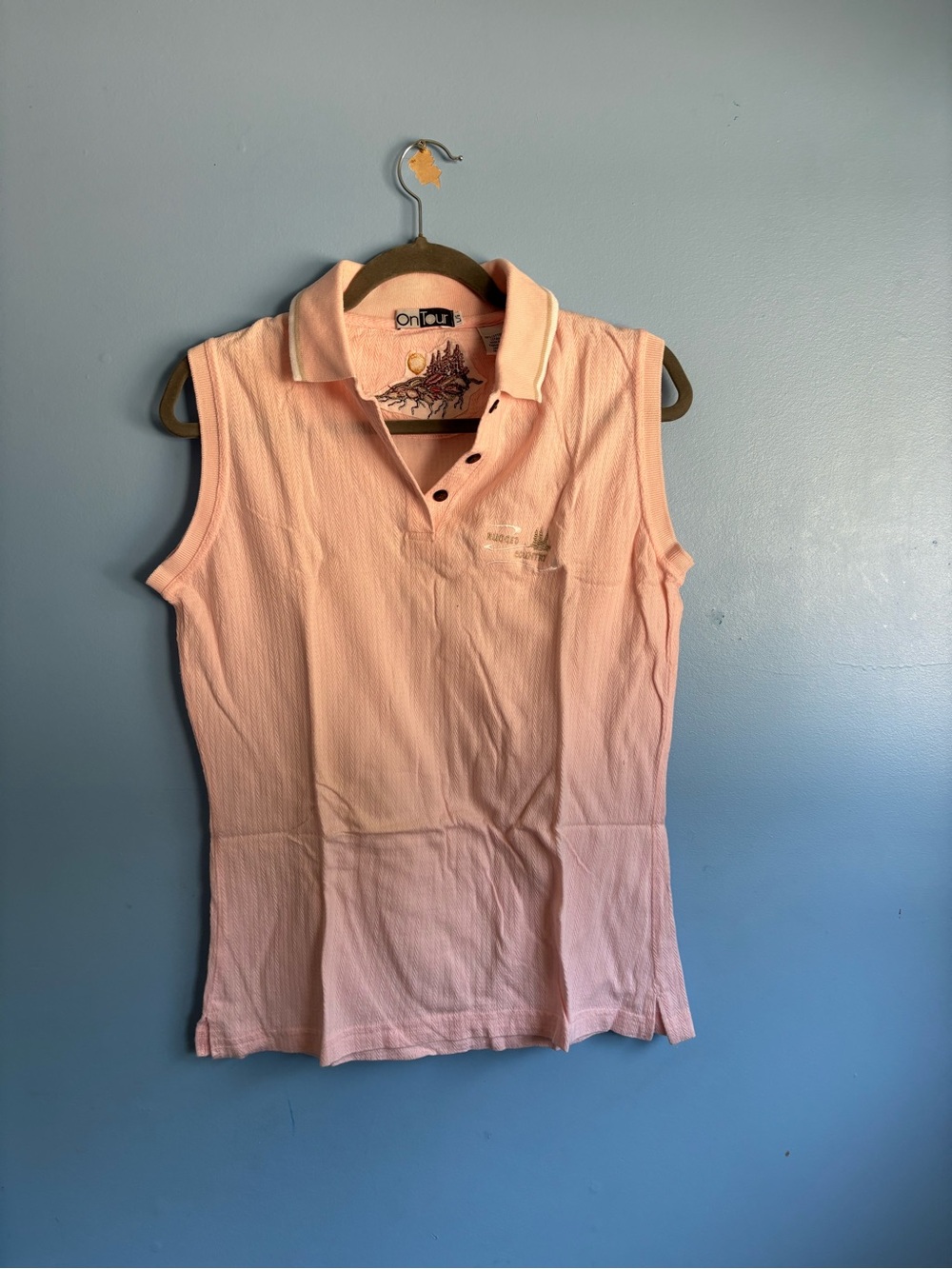 Vintage Women’s Sleeveless Polo Top in Light Pink